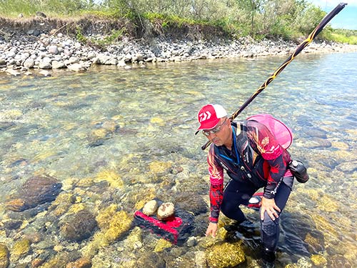 友人が持ってきてくれたオトリを貰う!