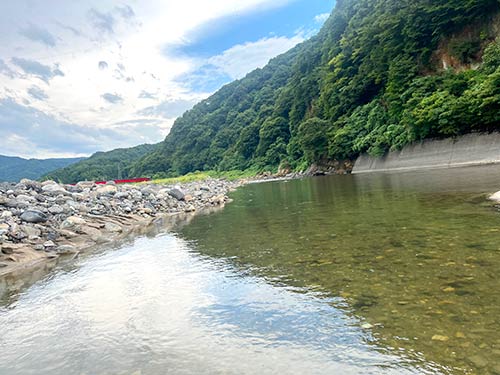 友人達は上流の瀬へ!