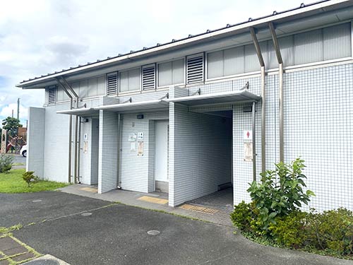 殿町第2公園内にある綺麗なトイレ
