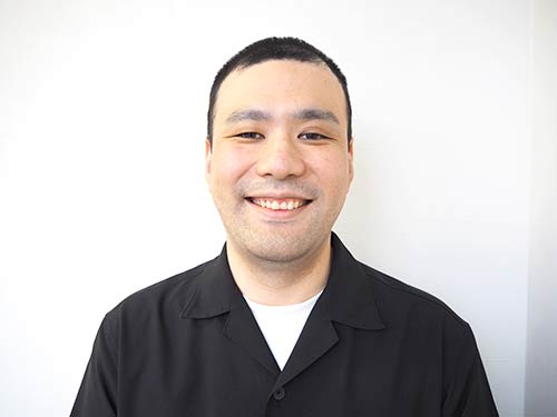 鈴木さん:船釣り、エリアトラウト、バスフィッシングなど、様々な釣りを楽しむ。村田基さんのファンで、『エリアトラベラーズ』や『魚種格闘技戦!』をメインに視聴。この日は吉岡さんにひとつテンヤの話を聞きたいらしい。