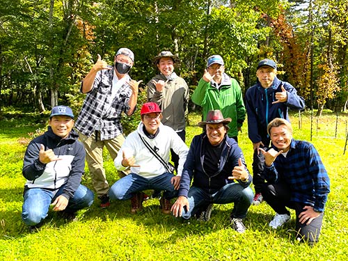 全員での集合写真。選ばれた7人だけの一生忘れない思い出である