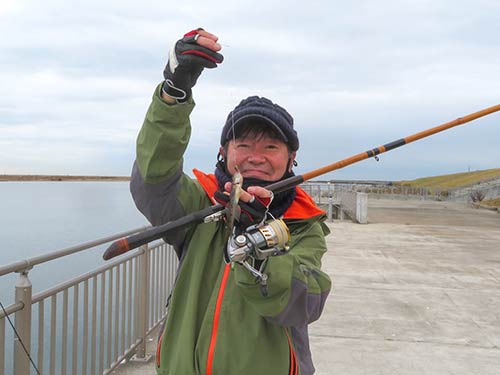 少し沖でも細かいアタリは小型ハゼ