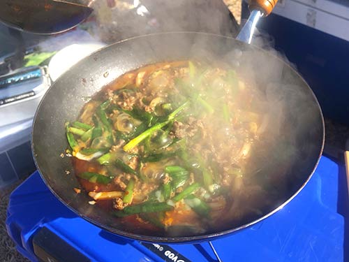 宮崎県延岡市のソウルフード辛麺。体の芯から温まるので冬場の沖磯で是非食べて欲しい