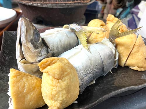 友人の釣ったアジは姿寿司で~絶品!