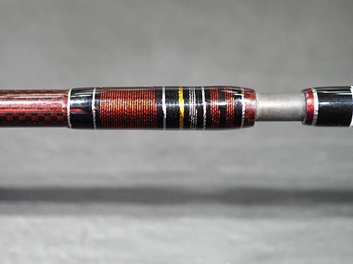 フィッシュマンの中でもハイエンドモデルなので、飾り巻きなどのコスメ面にも手間をかけ、美しさにもさらに磨きがかかった。