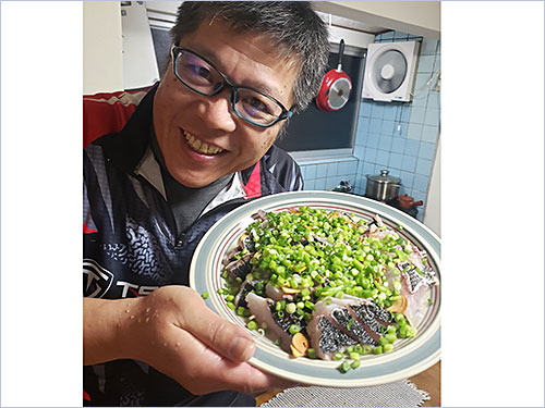 夜は刺身盛り合わせを松崎支部長手作りポン酢で頂きました