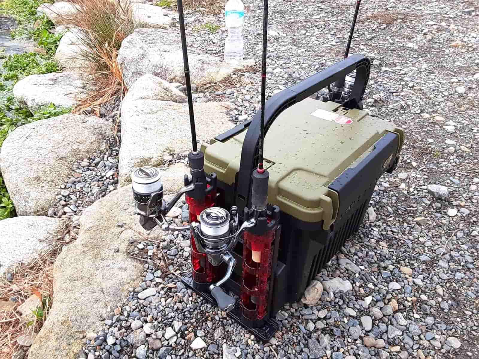 この日のタックル、XULに3lb、SULに4lb、ULに5lbのロッドとラインを用意した