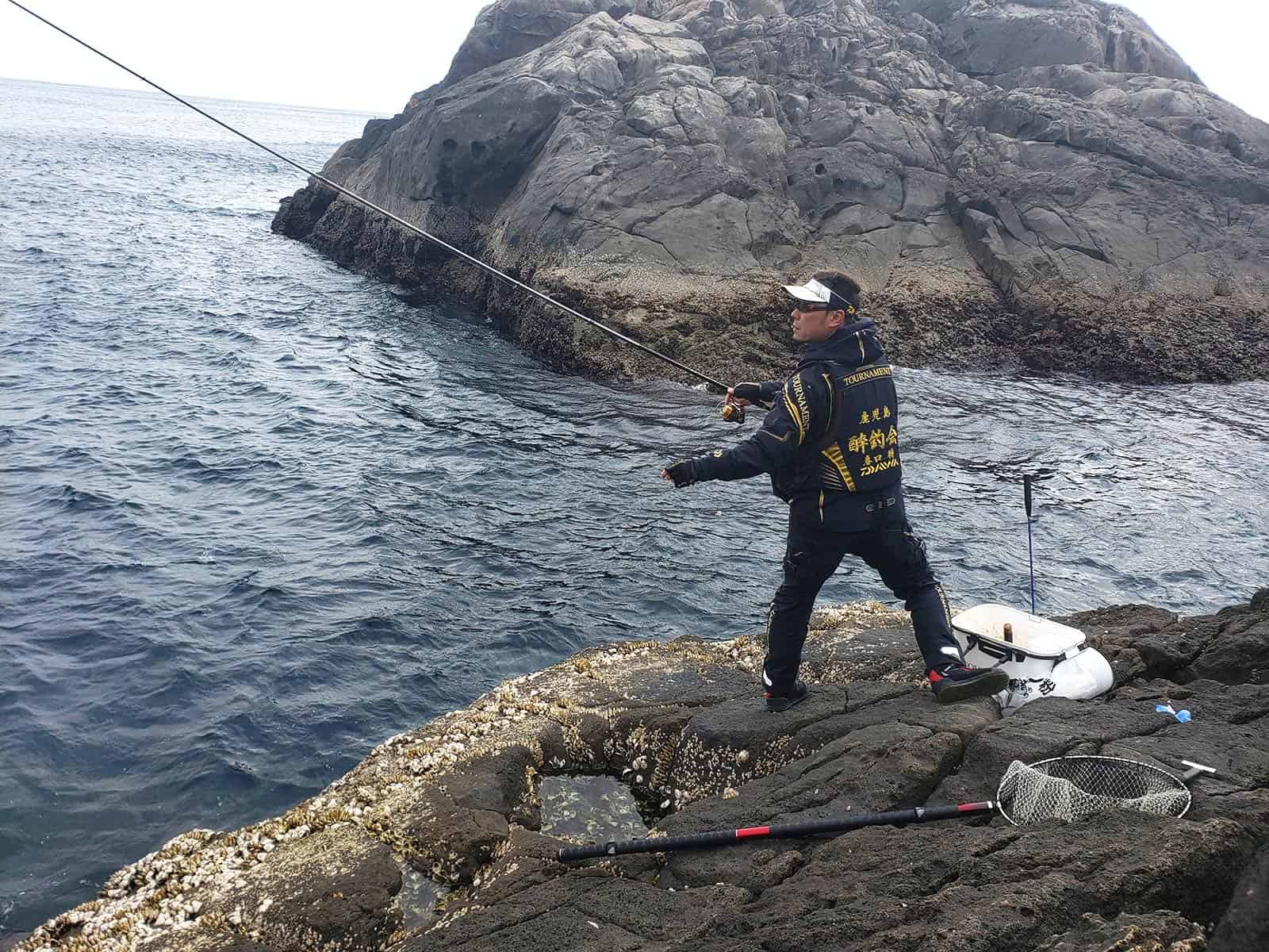 会長の釣りを後ろから見学
