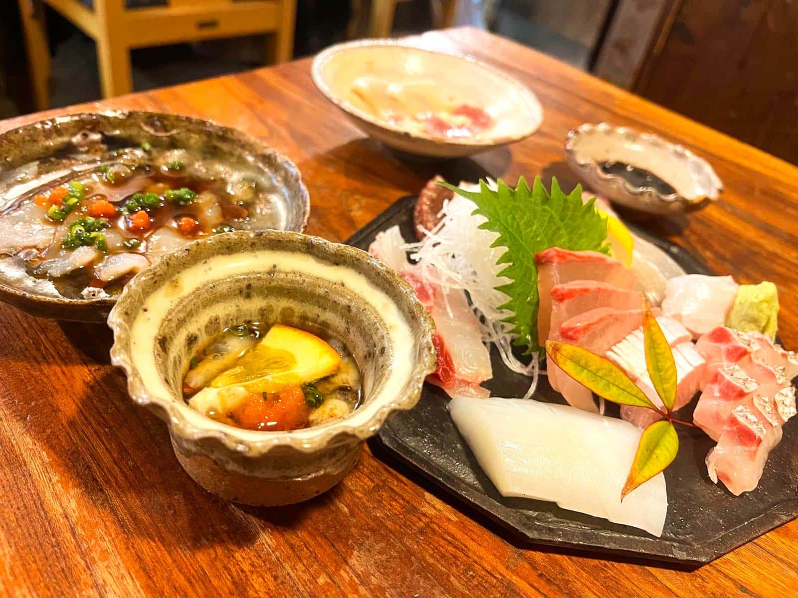 作戦会議は地物天然の美味しいお魚達と