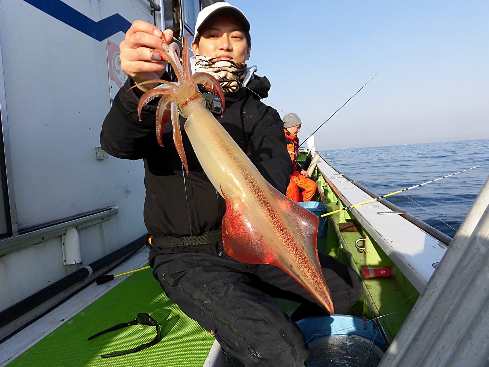 胴長40cm前後のケンサキイカ!