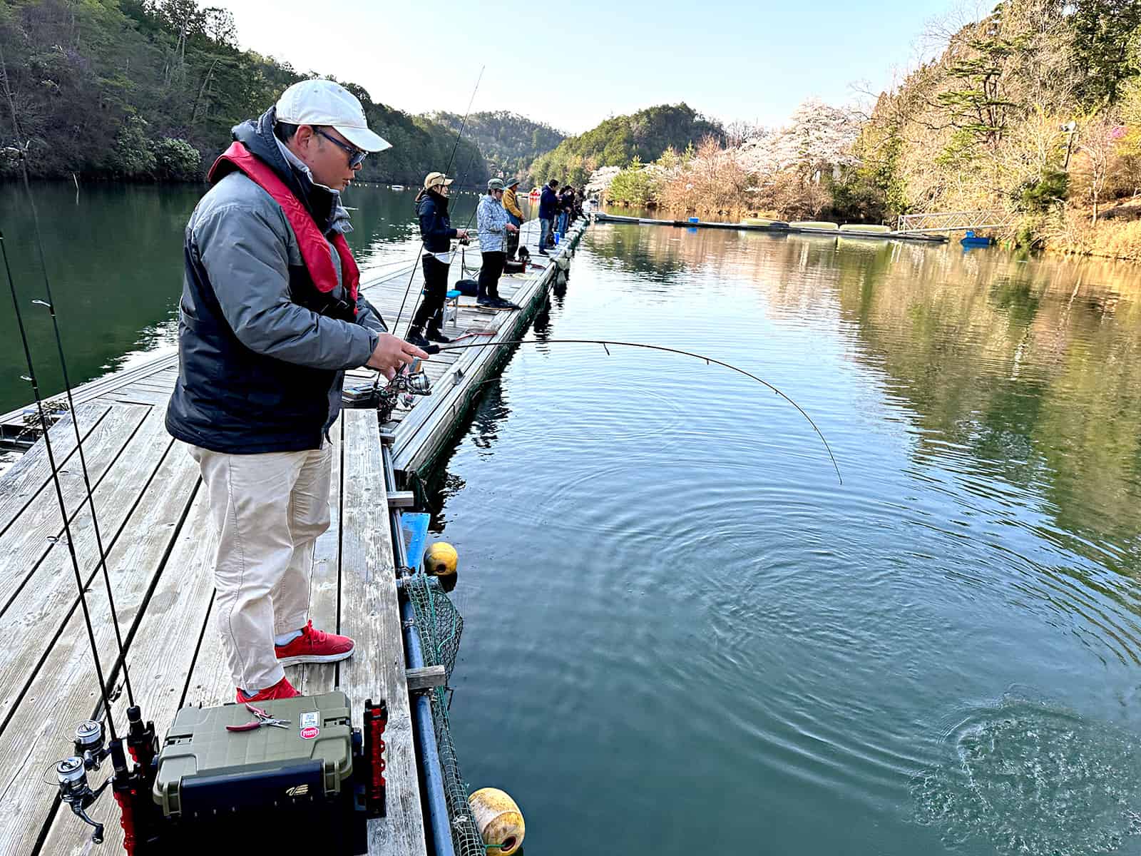 ニジマスとのファイト！余裕がある