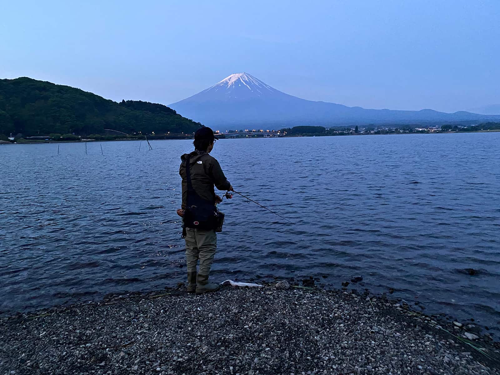 朝イチ（前）エントリーしたハワイ前は、以前きたときよりもさらに減水していた