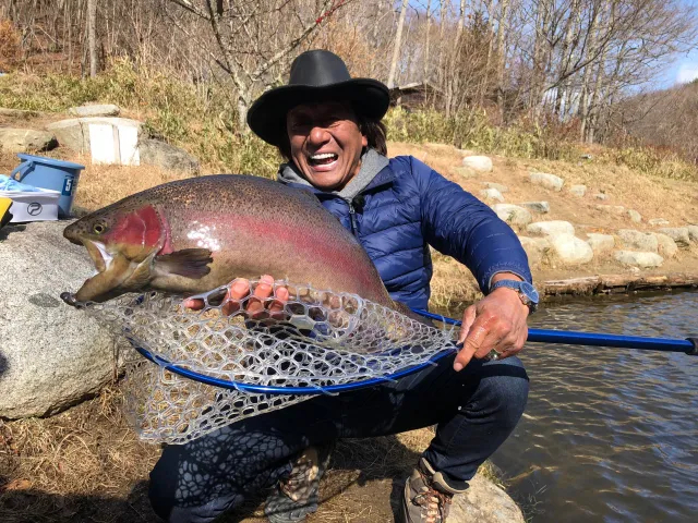 エリアトラベラーズ 96 若栗フィッシングの森 釣りビジョン