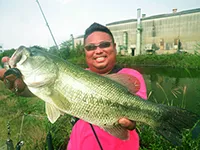 バスギャラリー バス釣り特殊捜査隊　真夏の都市伝説を暴け！