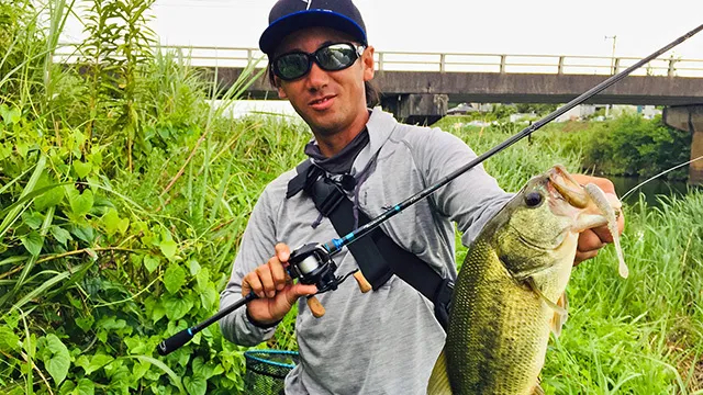 Incredibass 11 8月 福岡県遠賀川水系 オカッパリ調査 釣りビジョン