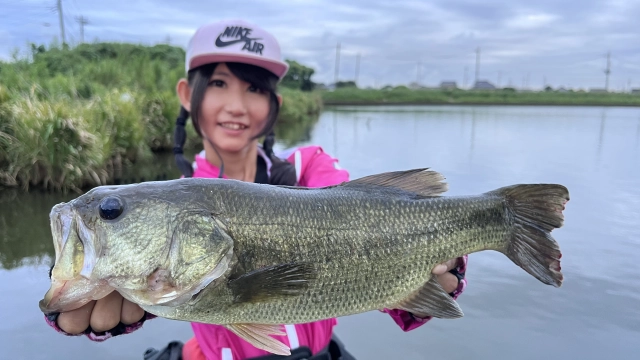 バスギャラリー 人気YouTuber・魚住つばき 霞ヶ浦水系でオカッパリに挑戦！