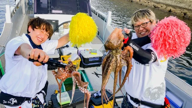 19 広島湾で真夏のタコ調査 4キロモンスターを狙え！