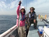 大漁！関東沖釣り爆釣会 その80 東京湾のタチウオジギング