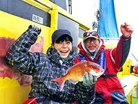 大漁！関東沖釣り爆釣会 その122 今年も釣るぞ！久里浜沖のノッコミマダイ