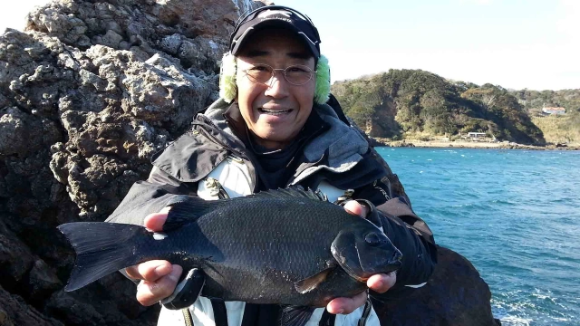 Oh！エド釣り日記 久しぶりの磯で強風乱風！