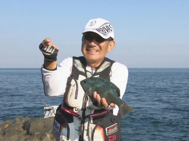 本流のライセンス 宮崎・北浦のオナガ