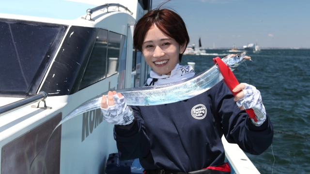 前田敦子 やっぱり釣りが好き！ 夏の東京湾でタチウオ＆アジに挑戦