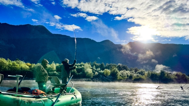 世界釣旅 TRIP8 チリ共和国・ペトロウェリバー キングサーモン後編