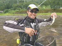 短夏に燃える逞しき鮎 山形県小国川釣行