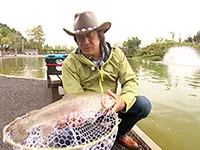 エリアトラベラーズ 82 FISH UP 秋川湖