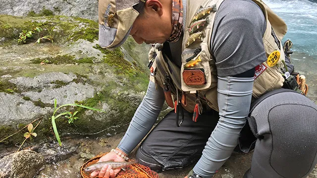 TROUT QUEST 14 真夏の山岳渓流で尺イワナをクエスト