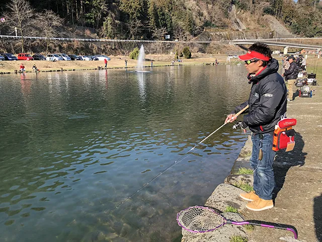 進め！エリア君 16 休日の首都圏近郊人気管理釣り場を攻略！！ in 神奈川県 Fishing Field 中津川