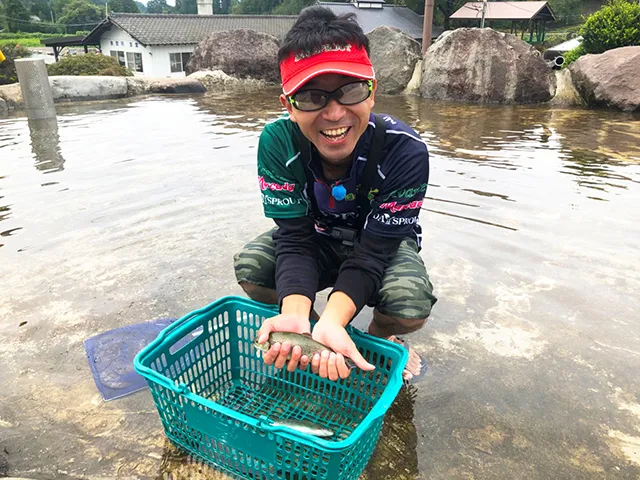 進め！エリア君 17 初心者が楽しめる人気管理釣り場を攻略！！In 群馬県川場フィッシングプラザ