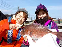 こちら東海です。 その150 女子2人の春休み！ヒラメが釣れる陸上釣堀