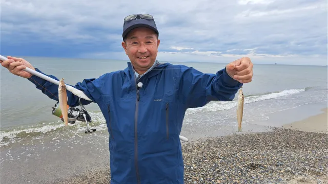 荒天の村松浜でシロギス探し