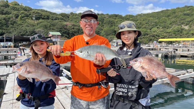 海釣りギャラリー 海上釣堀はエサが命！