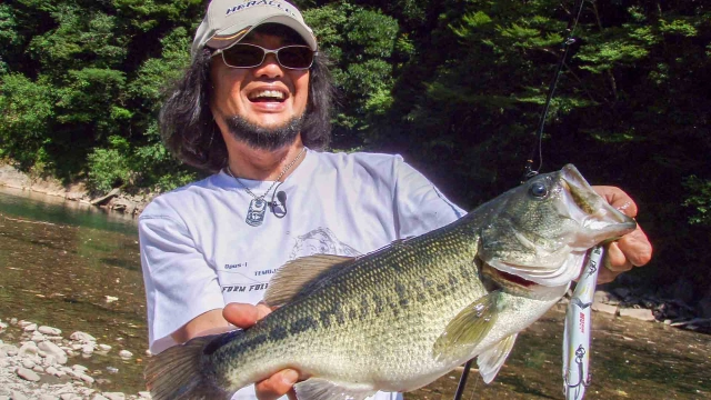 BIG BITE story-80  『灼熱の激渋りリザーバー オカッパリでバックウォーターを攻略する』