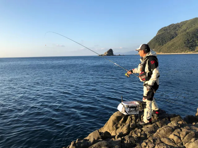 大人の釣り旅 磯釣り師 鵜澤政則 鹿児島県甑島 釣りビジョン