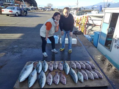 海上つり堀まるやの2019年12月1日(日)1枚目の写真