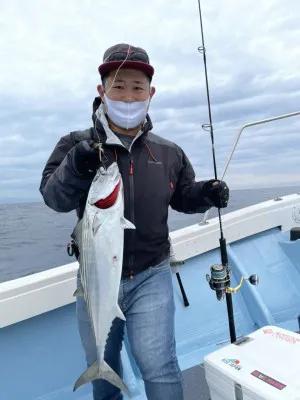 宮崎県宮崎港 第五慶門丸21年4月16日 金 1枚目の釣果写真 釣果情報 ニュース 釣りビジョン