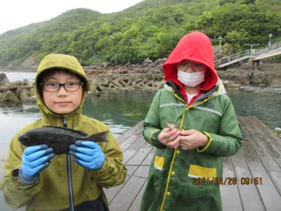 由良海つり公園&釣堀ランドの2021年4月28日(水)1枚目の写真