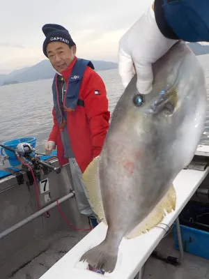 美浜釣舟センターの2021年11月21日(日)3枚目の写真