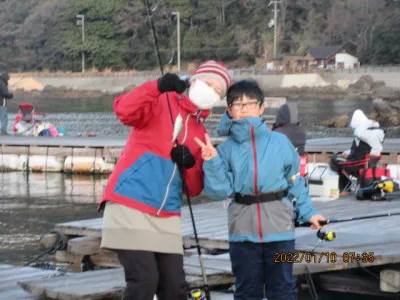由良海つり公園&釣堀ランドの2022年1月10日(月)1枚目の写真