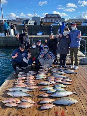 海上釣堀 辨屋の2022年1月18日(火)1枚目の写真