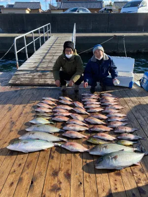 海上釣堀 辨屋の2022年1月18日(火)3枚目の写真
