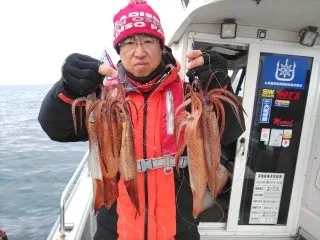 富山県宇波漁港 遊漁船 海坊主vの釣果詳細 釣果 施設情報 釣りビジョン 釣果 施設情報 釣りビジョン