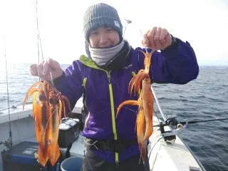 富山県宇波漁港 遊漁船 海坊主vの釣果詳細 釣果 施設情報 釣りビジョン 釣果 施設情報 釣りビジョン