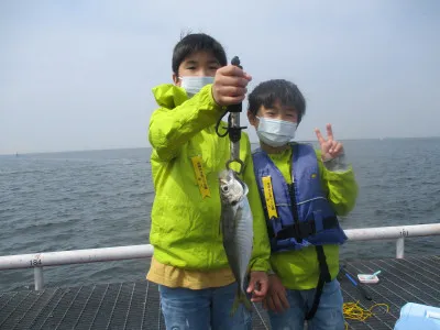 尼崎市立魚つり公園の2022年4月23日(土)1枚目の写真