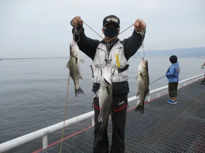 尼崎市立魚つり公園の2022年5月16日(月)1枚目の写真