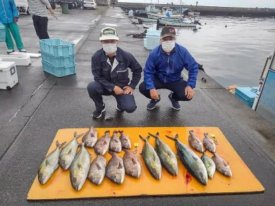 海上つり堀まるやの2022年5月21日(土)1枚目の写真