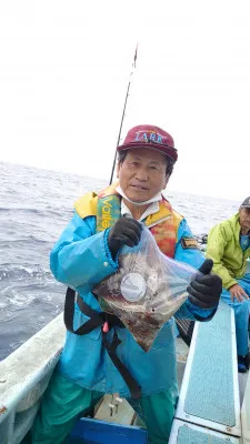 釣り船 秀進丸の2022年6月11日(土)3枚目の写真